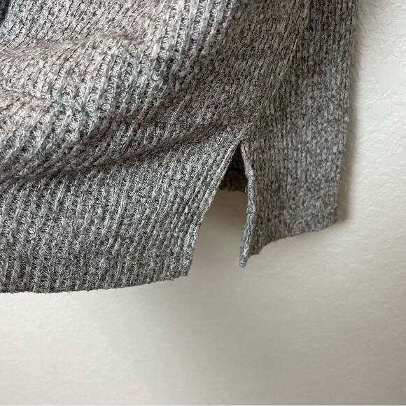FOREVER 21 Heather Gray Ribbed Tunic Size S - Picture 4 of 5